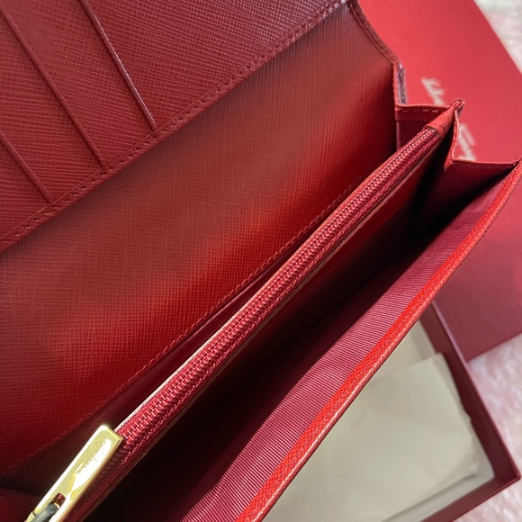 Ferragamo wallet - Picture 4 of 11